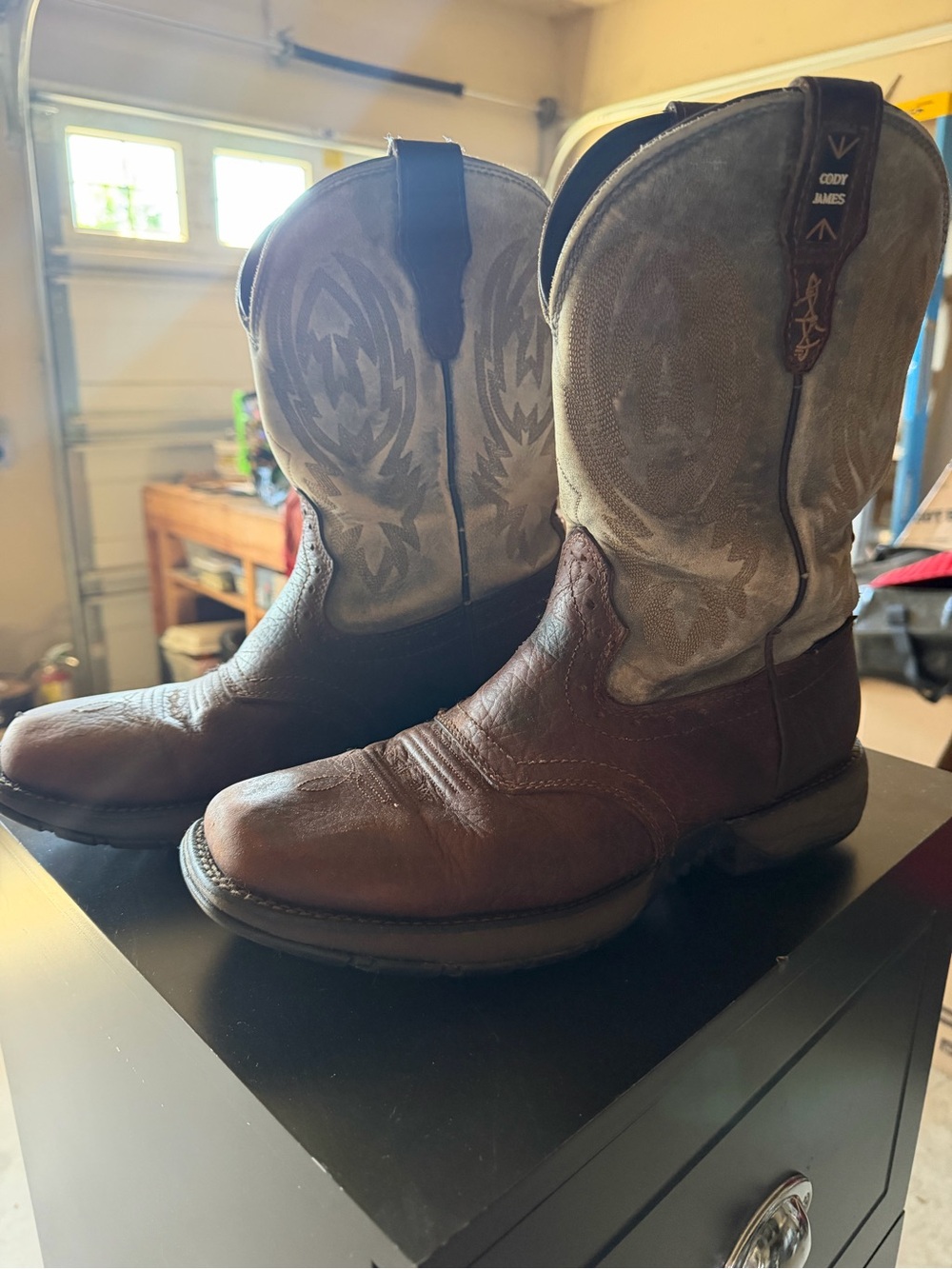 Cody James Men's Brown & Gray Western Work Boots